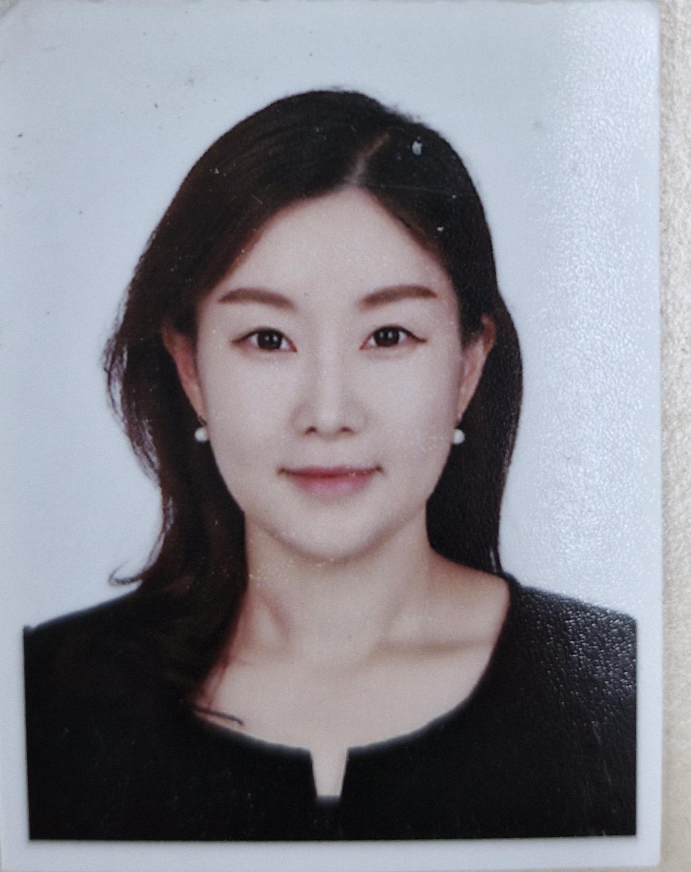 임필자 사진